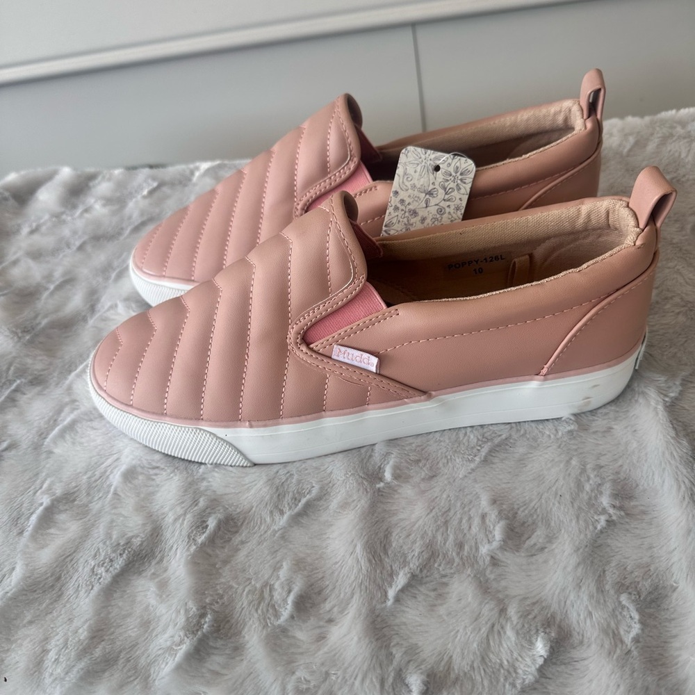 Mudd Pink Quilted Slip-On Sneakers